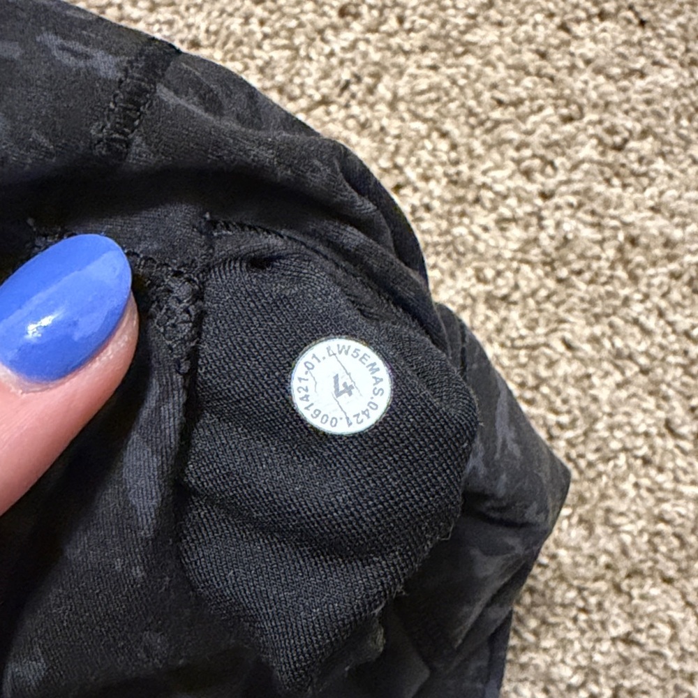 Lululemon Align Leggings - Picture 5 of 5